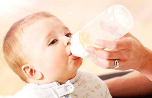 母乳分析仪母乳喂养孩子成长